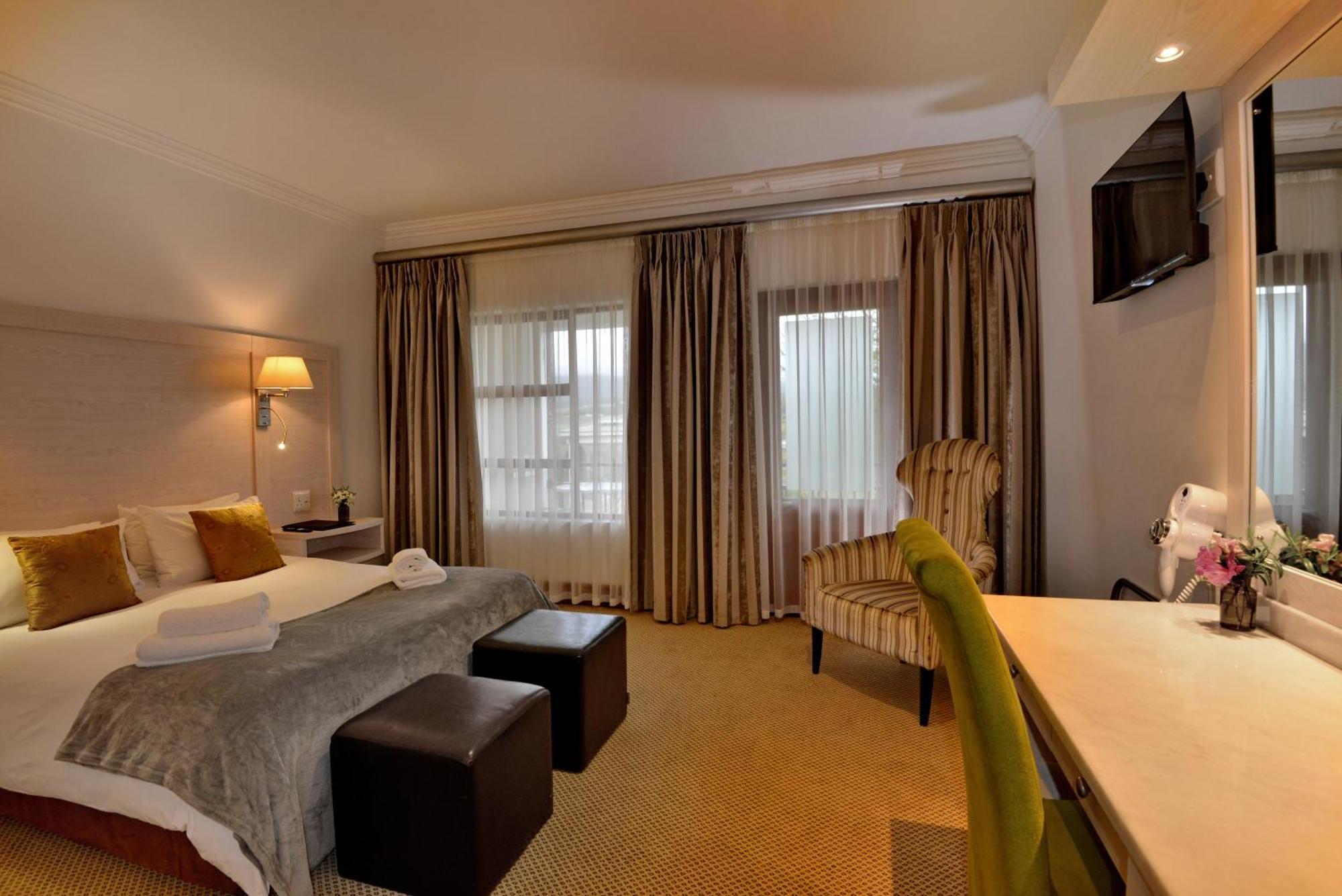 Val Du Charron Wine & Leisure Estate Hotel Wellington Buitenkant foto